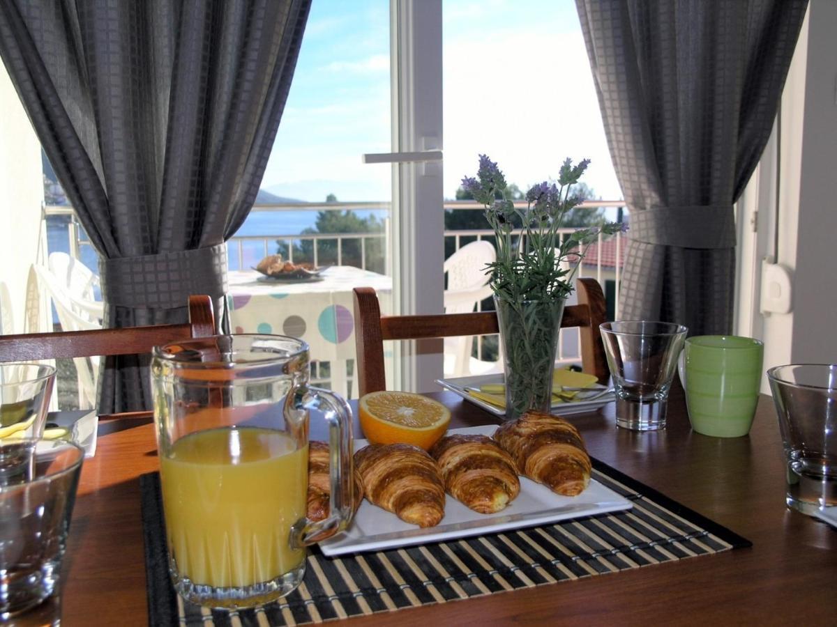 Apartments Aurelius - Relaxing With Gorgeous View Trogir Bagian luar foto