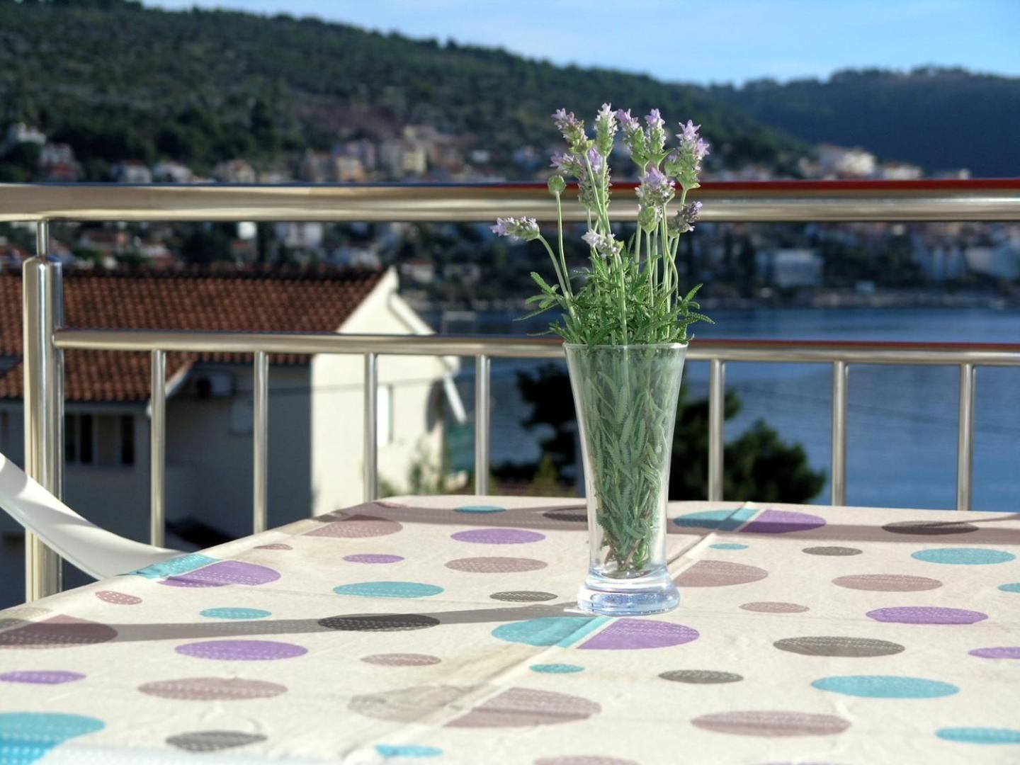 Apartments Aurelius - Relaxing With Gorgeous View Trogir Bagian luar foto